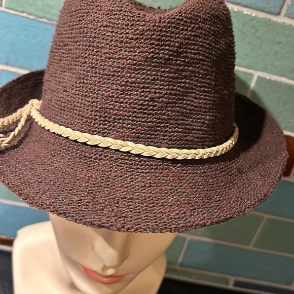 Summer hat - Picture 2 of 11